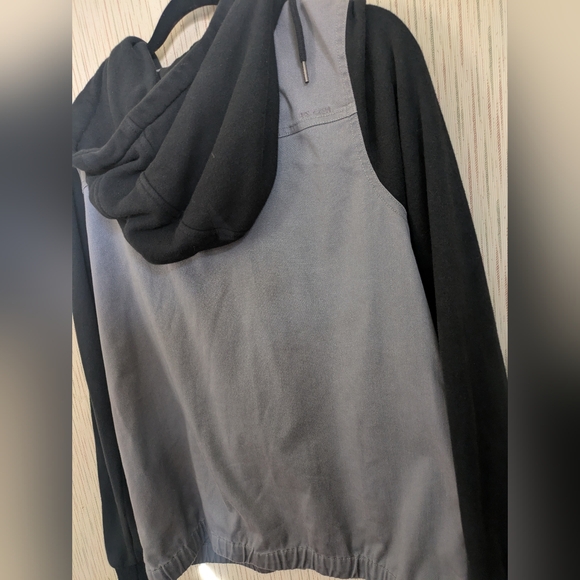 Volcom coat - Picture 4 of 4